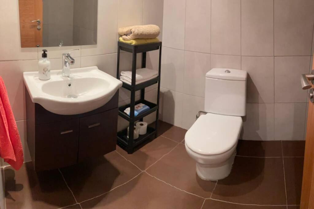 Apartamento Con Gran Jardin Privado Apartment Figueres  Exterior photo